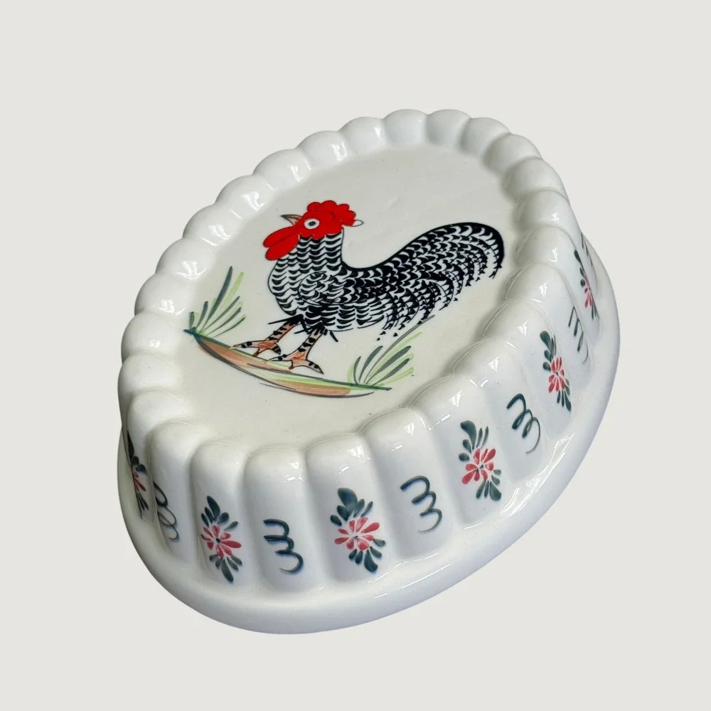 Vintage 1982 Enesco Ceramic Rooster Jelly Mold Scalloped Wall Decor